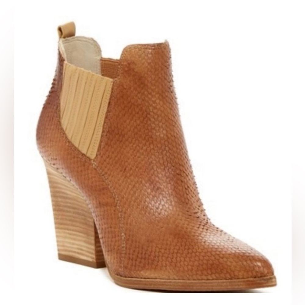 Donald Pliner Vale Snakeskin Boot Bootie Size 6.5 Brown leather